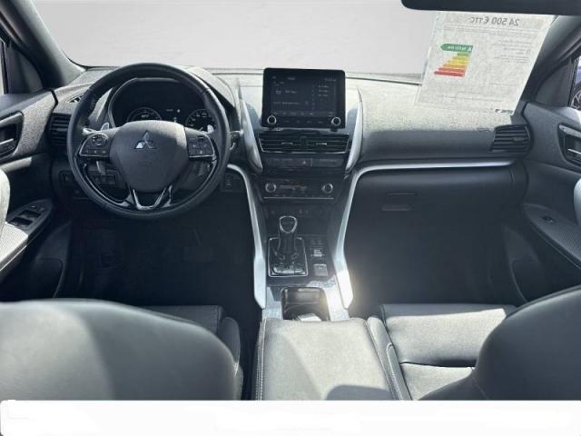 Mitsubishi Eclipse Cross image 4