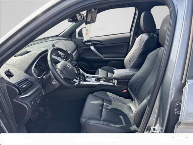 Mitsubishi Eclipse Cross image 2