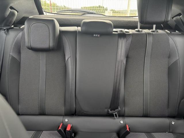 Peugeot 2008 image 4