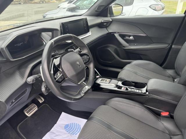 Peugeot 2008 image 9