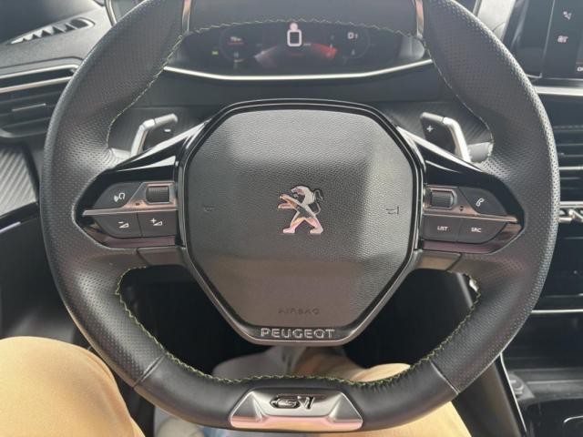 Peugeot 2008 image 7