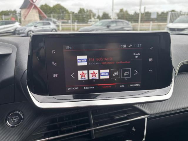 Peugeot 2008 image 2