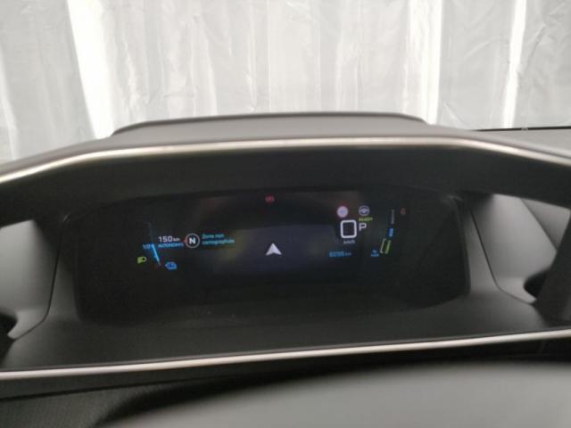 Peugeot E-208 image 8