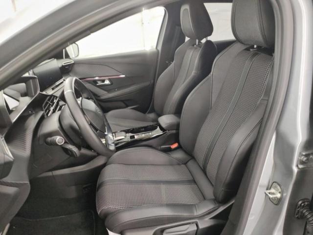 Peugeot E-208 image 6
