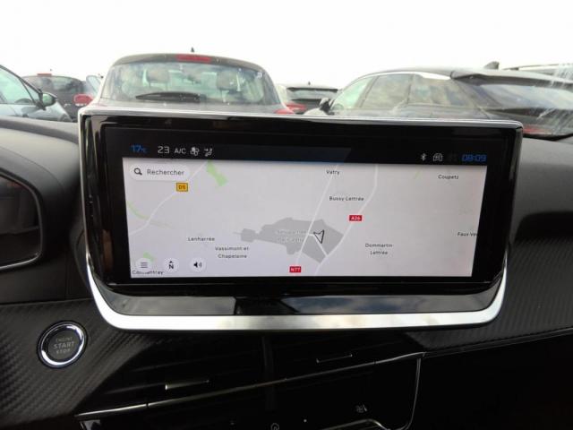 Peugeot 2008 image 7