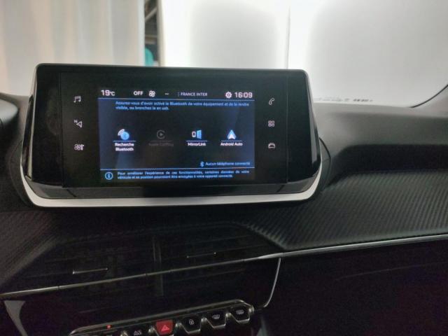 Peugeot 2008 image 7