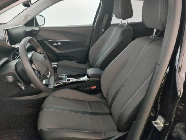 Peugeot 2008 image 4