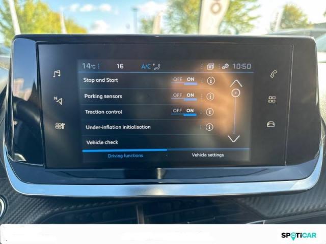 Peugeot 2008 image 3