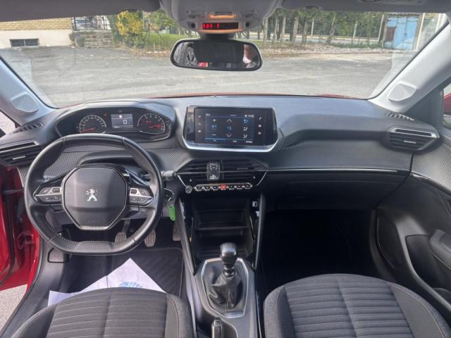Peugeot 208 image 8
