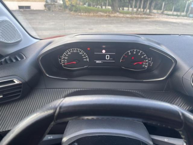 Peugeot 208 image 3