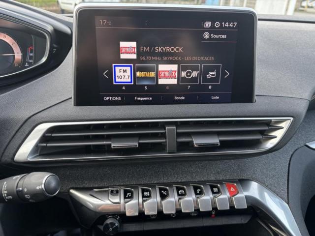 Peugeot 3008 image 1