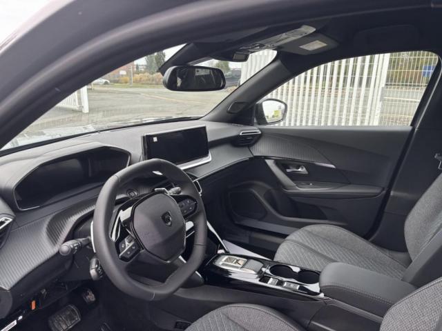 Peugeot 2008 image 7