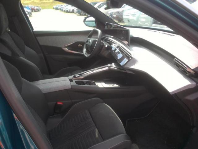 Peugeot 3008 image 3