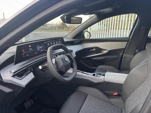 Peugeot 3008 image 1