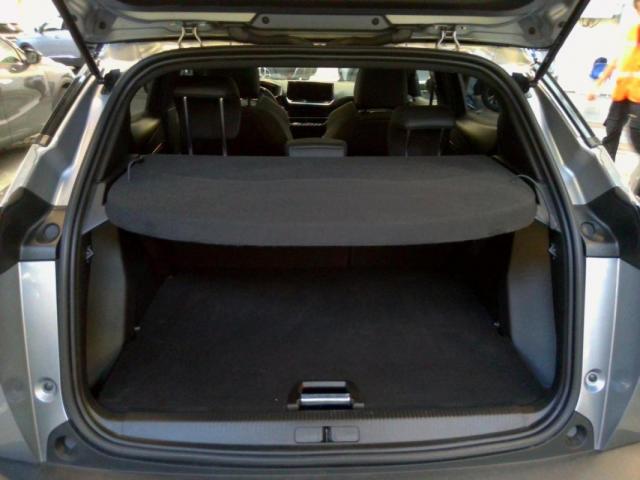 Peugeot 2008 image 6