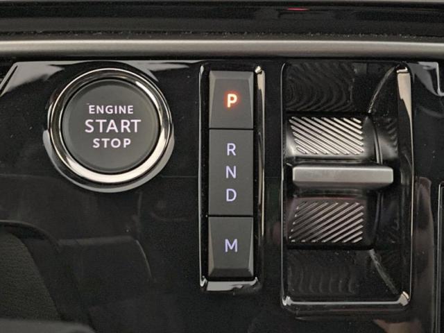 Peugeot 3008 image 2