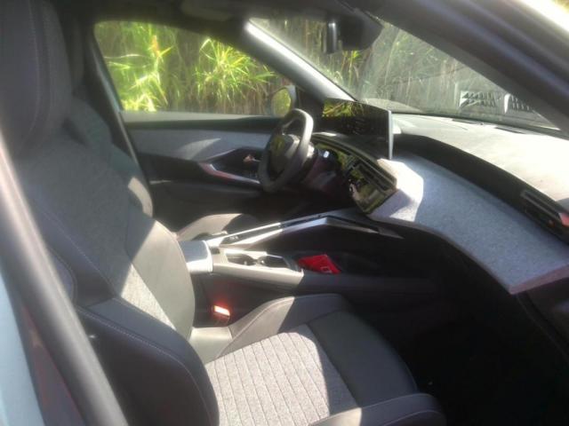 Peugeot 3008 image 6