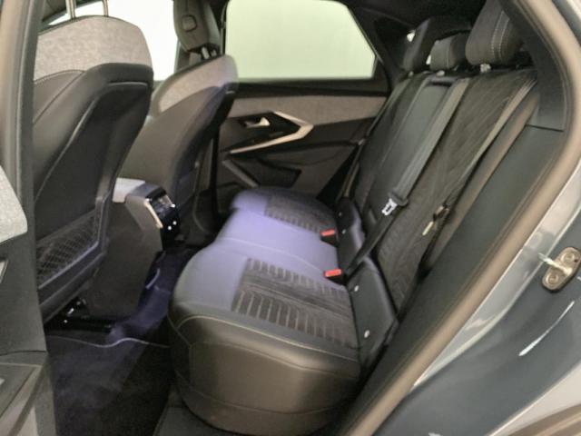 Peugeot 3008 image 3