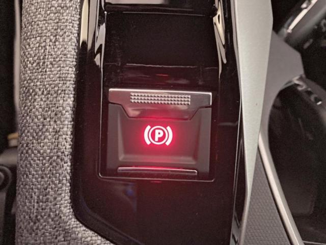 Peugeot 3008 image 8