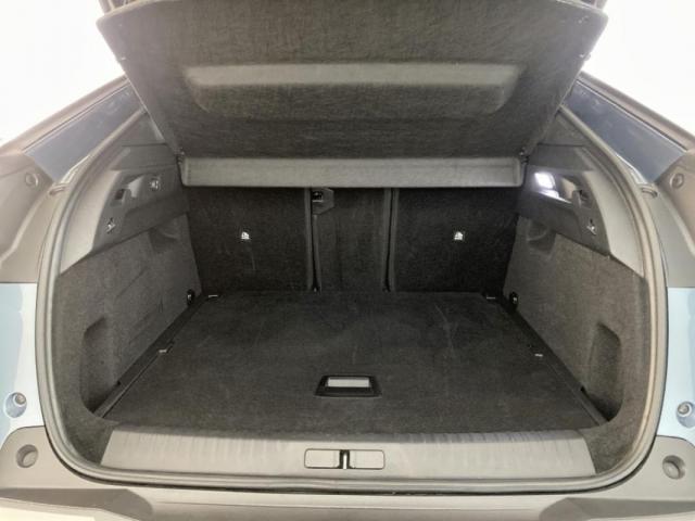 Peugeot 3008 image 2