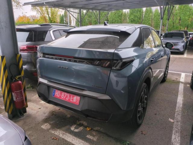Peugeot 3008 image 2