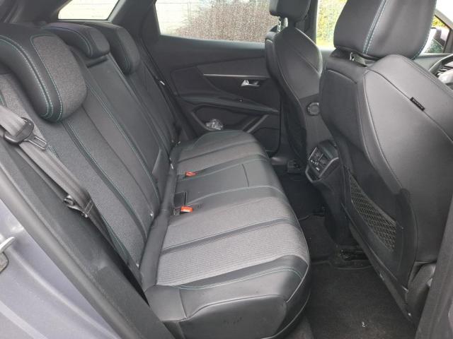 Peugeot 3008 image 8
