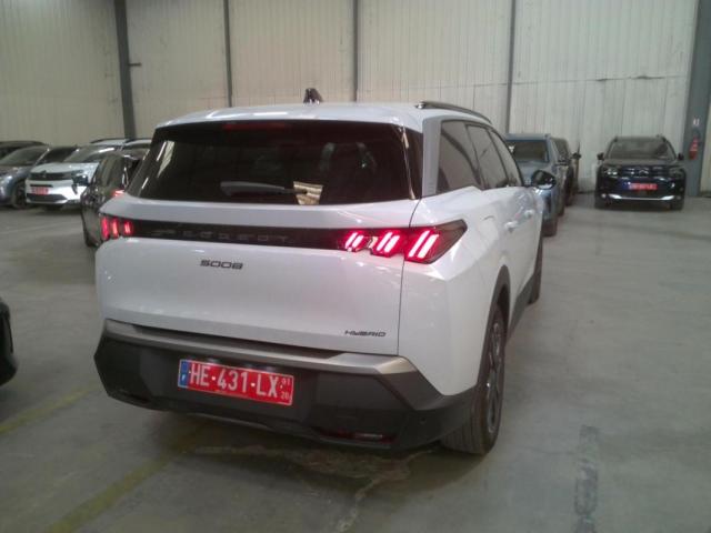 Peugeot 5008 image 9