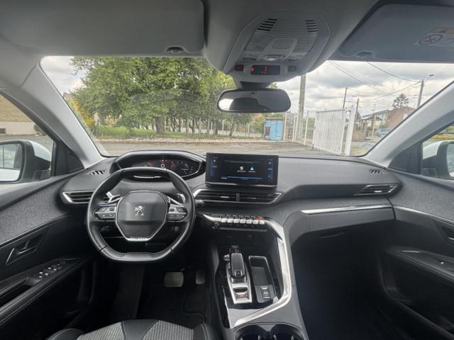 Peugeot 3008 image 3