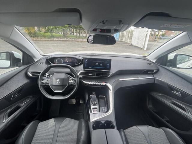 Peugeot 3008 image 1