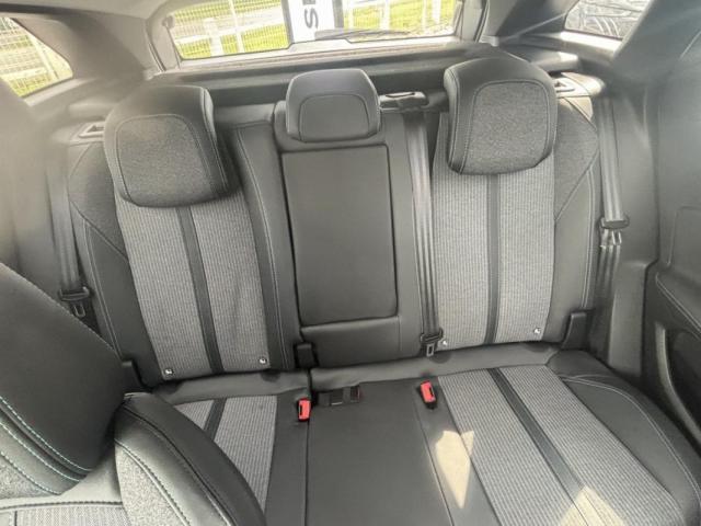 Peugeot 3008 image 9