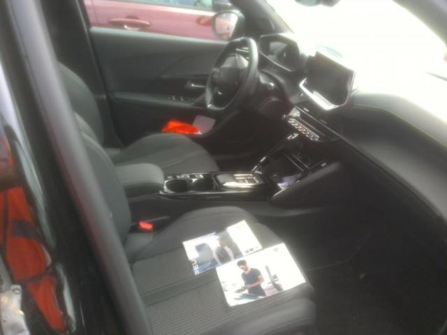 Peugeot 2008 image 1