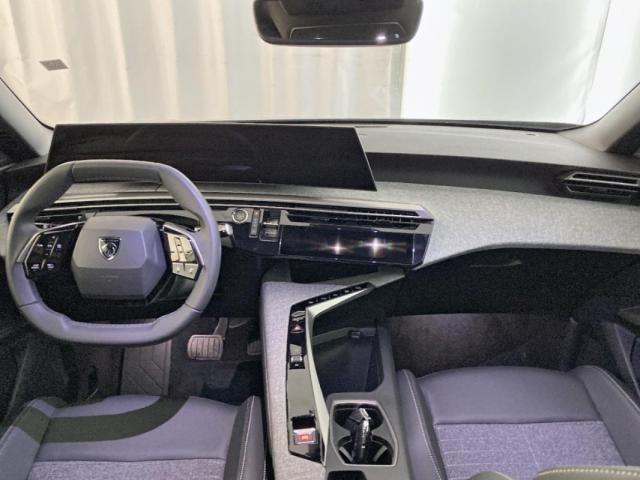 Peugeot 3008 image 8