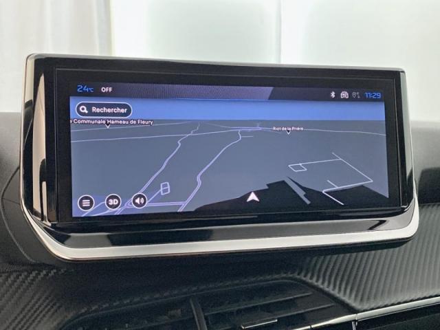 Peugeot 2008 image 8