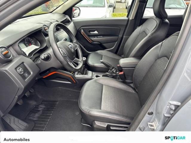 Dacia Duster image 1