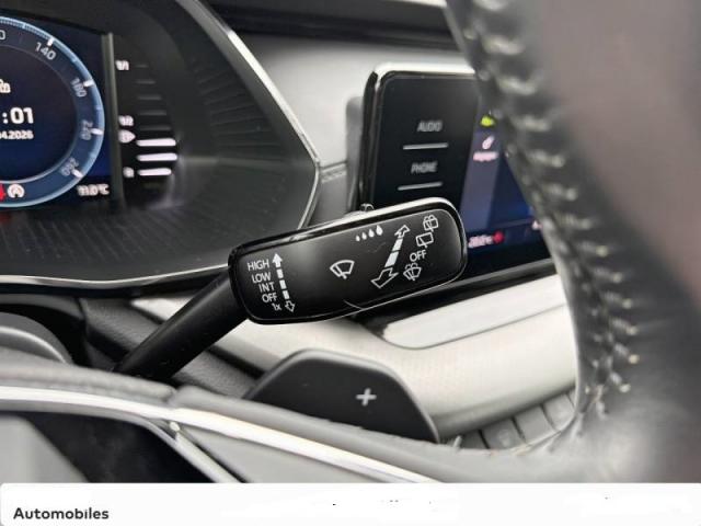 Skoda Octavia image 1