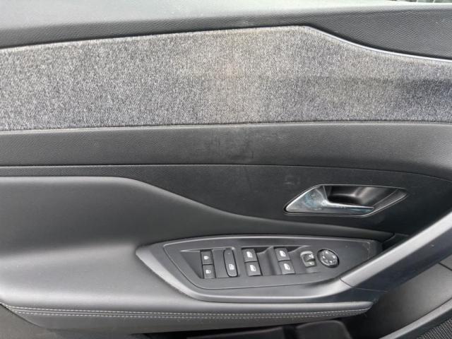 Peugeot 408 image 9