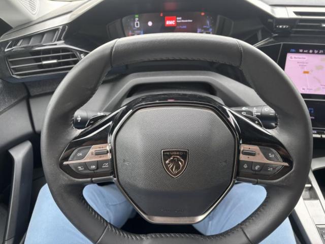 Peugeot 408 image 6
