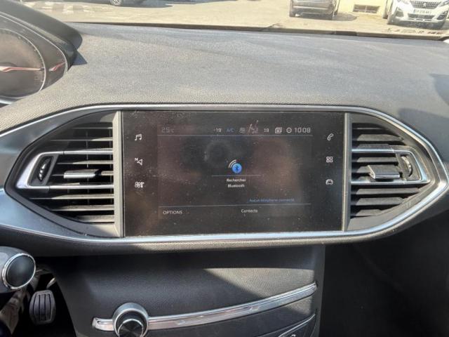 Peugeot 308 image 9