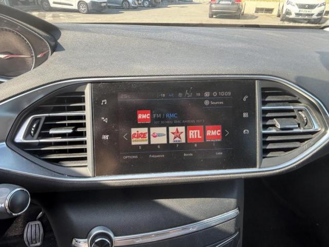 Peugeot 308 image 8
