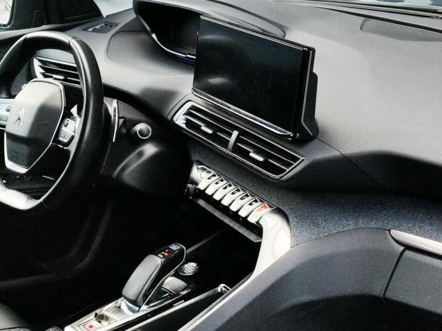 Peugeot 3008 image 5