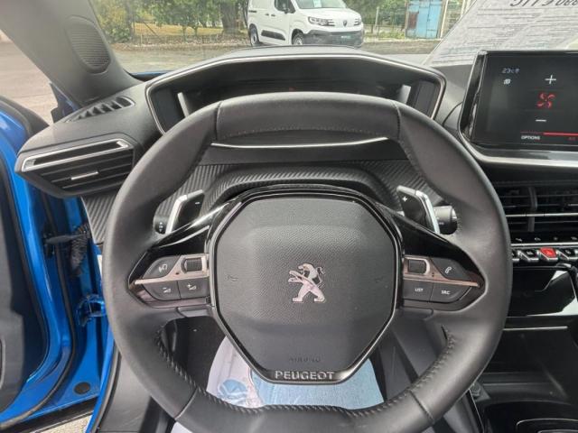Peugeot 2008 image 3