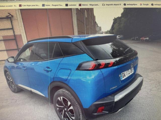 Peugeot 2008 image 2