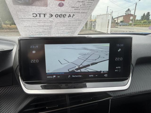 Peugeot 2008 image 1