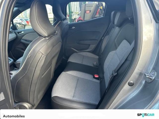 Renault Clio image 8