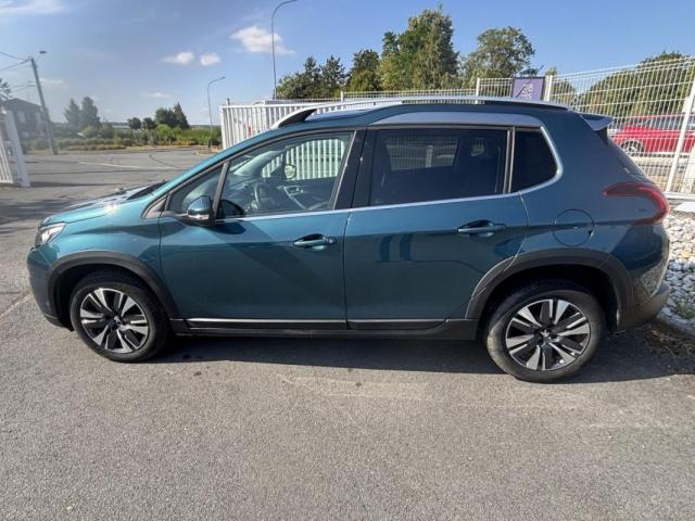 Peugeot 2008 image 3