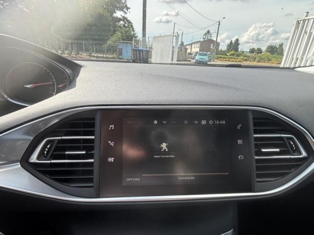 Peugeot 308 image 9