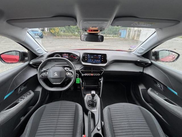 Peugeot 208 image 1