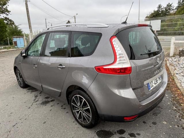 Renault Grand Scénic image 6