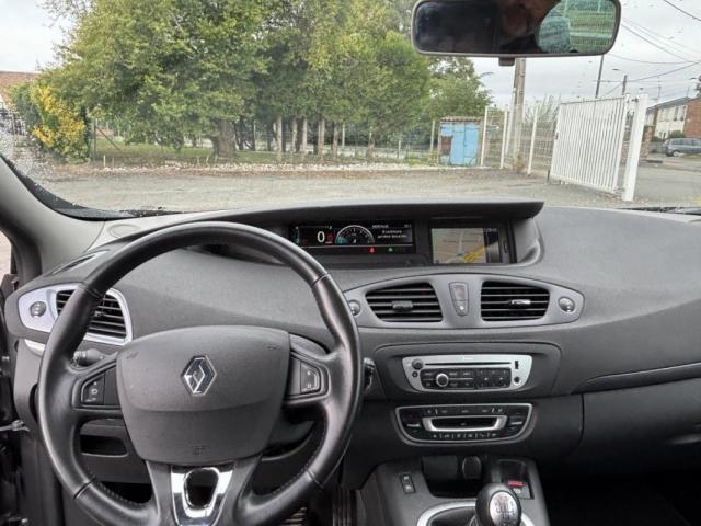 Renault Grand Scénic image 8