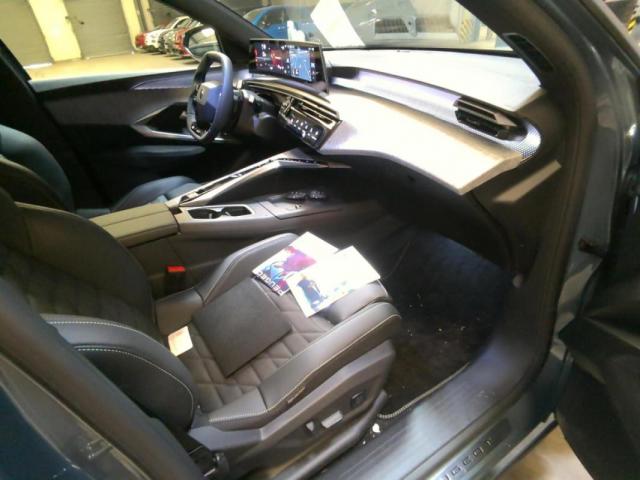 Peugeot 3008 image 2